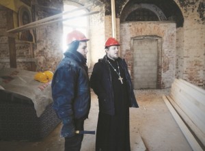 vnutri_odigitrievskogo_khrama_s_gorodishhe